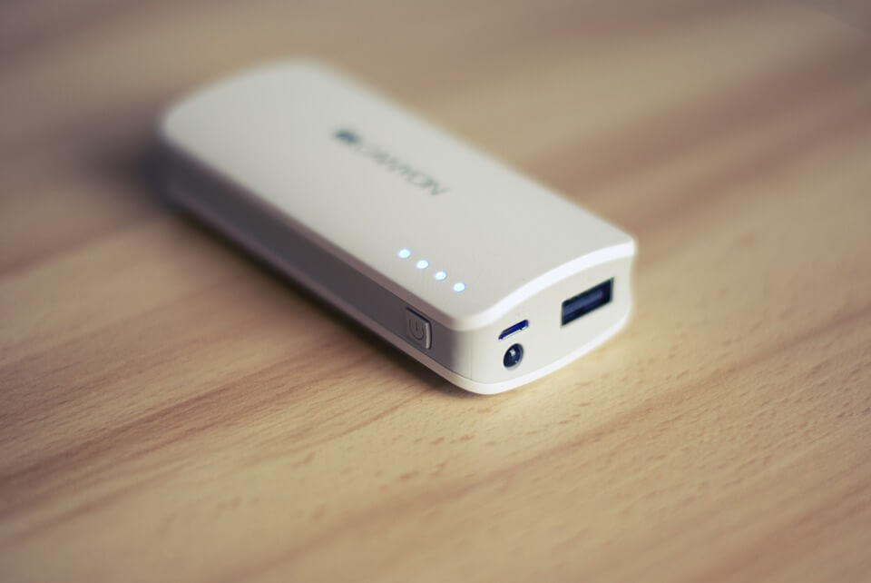 Телефон gerffins power bank нет сети