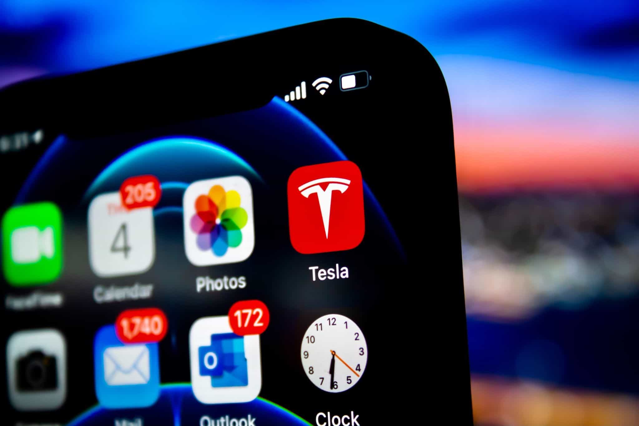 Third-Party Mobile Tesla Apps