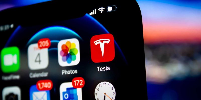 Top 5 Third-Party Mobile Tesla Apps